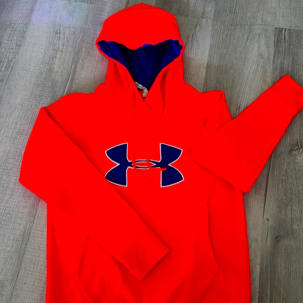Under Armour hoodie